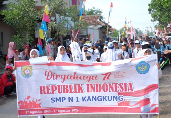 Karnaval Desa Tanjungmojo Berlangsung Sangat Meriah